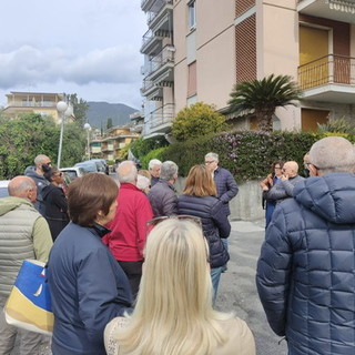 Sopralluogo di Gianni Rolando in via Vallarino,“problema da risolvere con alta priorità” Sopralluogo di Gianni Rolando in via Vallarino,“problema da risolvere con alta priorità”