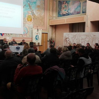 Il rilancio dell’economia locale passa dalla collaborazione tra Ascom e Comune di Diano Marina Il rilancio dell’economia locale passa dalla collaborazione tra Ascom e Comune di Diano Marina