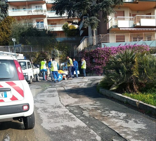Sanremo: estratti 70mila litri d'acqua dalle tubature del gas, alcune famiglie non possono ancora usare riscaldamento e cucinare piatti caldi Sanremo: estratti 70mila litri d'acqua dalle tubature del gas, alcune famiglie non possono ancora usare riscaldamento e cucinare piatti caldi