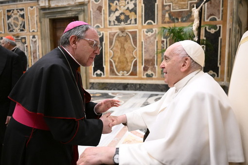 Incontro del Vescovo Antonio Suetta la settimana scorsa con Papa Francesco in Vaticano (Foto) Incontro del Vescovo Antonio Suetta la settimana scorsa con Papa Francesco in Vaticano (Foto)