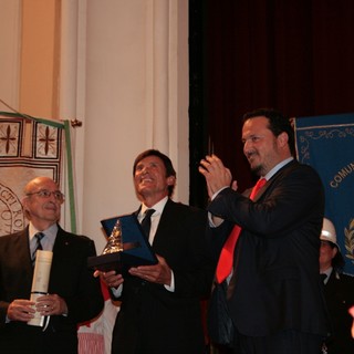 Sanremo: alla festa di San Romolo Gianni Morandi assoluto protagonista Sanremo: alla festa di San Romolo Gianni Morandi assoluto protagonista