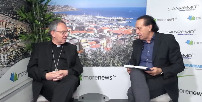 Il Vescovo Antonio Suetta sul nuovo Papa e sulla sua posizione “Io conservatore? Mi sento come penso debba essere ogni pastore" (Video) Il Vescovo Antonio Suetta sul nuovo Papa e sulla sua posizione “Io conservatore? Mi sento come penso debba essere ogni pastore" (Video)