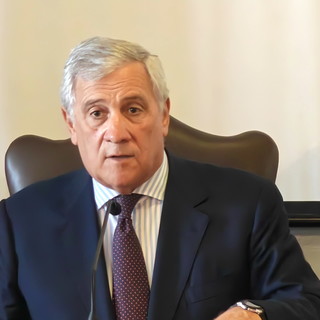 Il Ministro Tajani a Ventimiglia: "Lavoreremo con la Francia contro l'immigrazione irregolare, ma i problemi non si risolvono in un giorno" (Video)