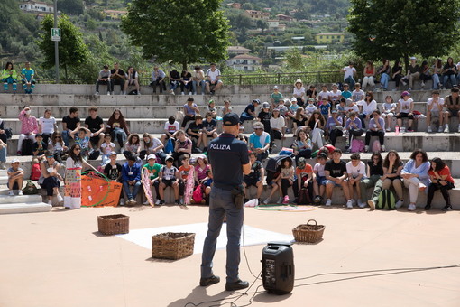 'Educazione alla Legalità' nell’anno scolastico 2021-2022: la Polizia di Stato presenta i risultati degli incontri (Foto)