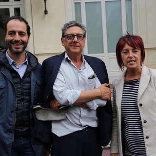 Grande successo al Festival di Cannes per il nuovo film di Sergio Castellito, scritto da Margaret Mazzantini: il Casinò di Sanremo esclusivo set cinematografico Grande successo al Festival di Cannes per il nuovo film di Sergio Castellito, scritto da Margaret Mazzantini: il Casinò di Sanremo esclusivo set cinematografico