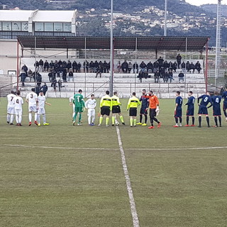 Calcio, Eccellenza. Gol ed emozioni al "Morel": il Vado passa a Ventimiglia. La decide Capra nel finale Calcio, Eccellenza. Gol ed emozioni al "Morel": il Vado passa a Ventimiglia. La decide Capra nel finale