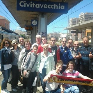 I tifosi giunti alla stazione di Civitavecchi