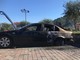 Camporosso: auto francese distrutta stanotte da un incendio in piazza Pertini, si indaga sulle cause (Foto)