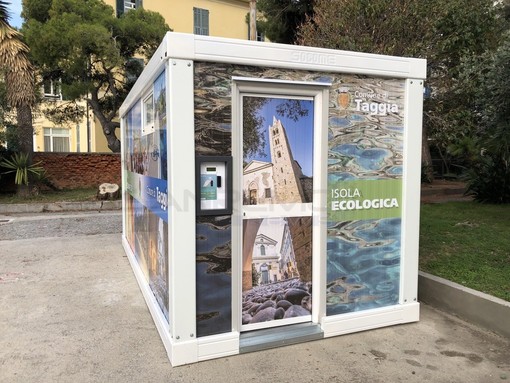 Isole ecologiche nel centro di Arma di Taggia: via al servizio per le attività già a novembre Isole ecologiche nel centro di Arma di Taggia: via al servizio per le attività già a novembre