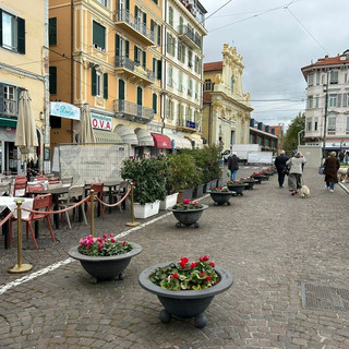 Piazza Colombo, conclusi i lavori sul marciapiede nord: dalla prossima settimana riapre al traffico veicolare