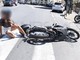Sanremo: macchia d'olio sull'asfalto in piazza Cesare Battisti, giovane cade dallo scooter (Foto) Sanremo: macchia d'olio sull'asfalto in piazza Cesare Battisti, giovane cade dallo scooter (Foto)