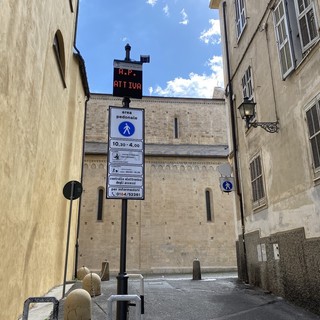 Il varco all'ingresso di piazza San Siro