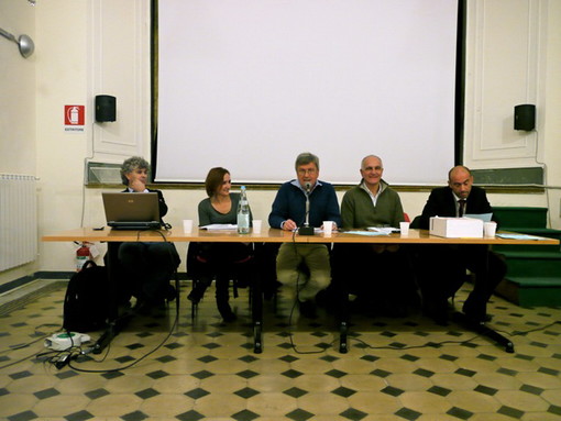 Sanremo: ieri alla Federazione Operaia incontro sulla gestione dei rifiuti Sanremo: ieri alla Federazione Operaia incontro sulla gestione dei rifiuti