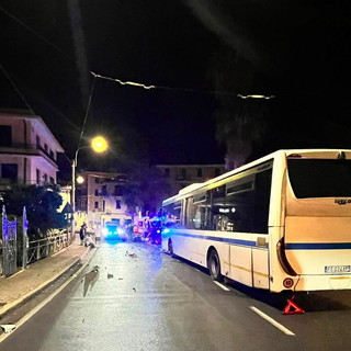 Incidente di ieri a Bordighera, la 21enne è fuori pericolo: oggi l'intervento al volto. Alle 15.30 i funerali di Tiberio Camurri
