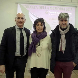 Ospedaletti: ieri alla 'Piccola' un incontro della 'Memoria' per commemorare le vittime dell'Olocausto (Foto) Ospedaletti: ieri alla 'Piccola' un incontro della 'Memoria' per commemorare le vittime dell'Olocausto (Foto)