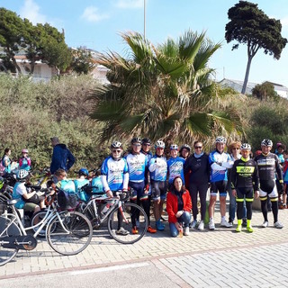 Sanremo: uscita didattico-sportiva sulla pista ciclabile per gli alunni dell'Istituto 'Calvino' (foto) Sanremo: uscita didattico-sportiva sulla pista ciclabile per gli alunni dell'Istituto 'Calvino' (foto)
