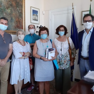 Bordighera: oggi in Comune l'Amministrazione ha ricevuto l'Accademia 'Riviera dei Fiori - Giuseppe Balbo'