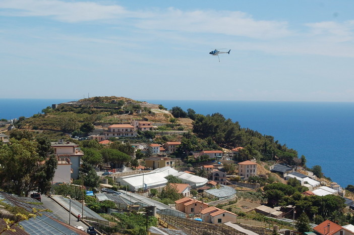 Sanremo: oggi a Poggio, Villaggio di Natale dell'ACLI con Babbo Natale e gli Elfi postini Sanremo: oggi a Poggio, Villaggio di Natale dell'ACLI con Babbo Natale e gli Elfi postini
