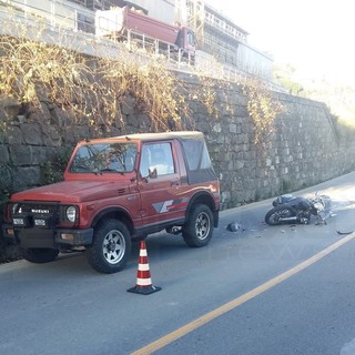 Sanremo: centauro abbagliato dal sole tampona un fuoristrada in Valle Armea, lievi ferite (Foto) Sanremo: centauro abbagliato dal sole tampona un fuoristrada in Valle Armea, lievi ferite (Foto)