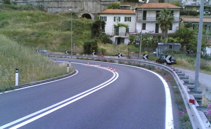 Sanremo: pericolo in Aurelia Bis per vaso di insalata russa!