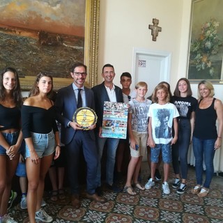 Bordighera: questa mattina in Comune l'incontro tra l'Amministrazione e l'associazione 'Nuoto Club' Bordighera: questa mattina in Comune l'incontro tra l'Amministrazione e l'associazione 'Nuoto Club'