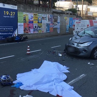 Taggia: incidente stradale mortale in via Beglini, giovane perde la vita scontrandosi con un'auto (Foto) Taggia: incidente stradale mortale in via Beglini, giovane perde la vita scontrandosi con un'auto (Foto)