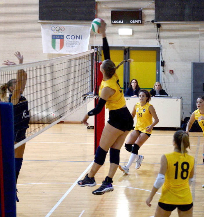 Pallavolo: una vittoria e una sconfitta per le formazioni femminili dell'Imperia volley nel weekend Pallavolo: una vittoria e una sconfitta per le formazioni femminili dell'Imperia volley nel weekend