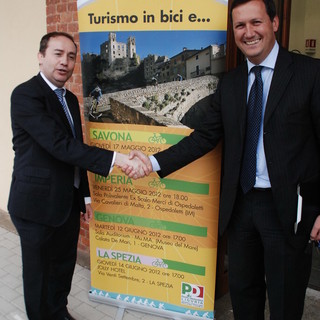 L’Assessore Regionale allo Sport incontra Roberto Argirò di Area24 per promuovere il turismo sportivo sulla ciclabile L’Assessore Regionale allo Sport incontra Roberto Argirò di Area24 per promuovere il turismo sportivo sulla ciclabile