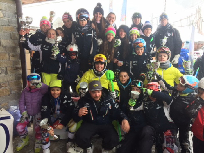 Sport invernali: l'ImperiaSci2004 domina nuovamente nel Gigante 'Pinocchio' di ieri a Limone Piemonte Sport invernali: l'ImperiaSci2004 domina nuovamente nel Gigante 'Pinocchio' di ieri a Limone Piemonte