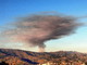 Monte Faudo: riprese all'alba con due elicotteri ed il Canadair le operazioni di spegnimento dell'incendio