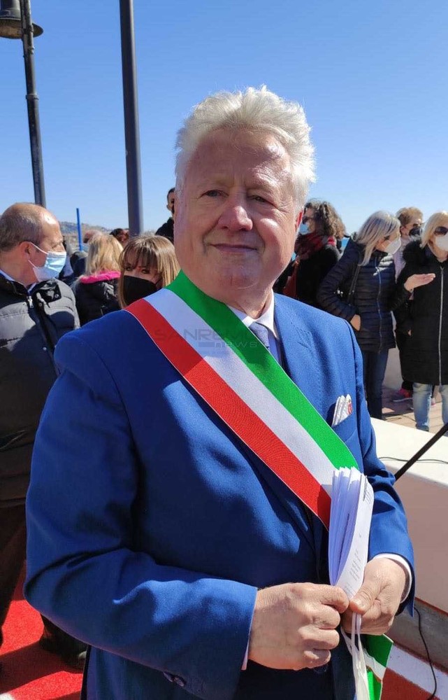 Immigrati molesti a Ventimiglia, Scullino risponde a Ioculano: "Siamo intervenuti ma partendo da una situazione catastrofica lasciata da lei" Immigrati molesti a Ventimiglia, Scullino risponde a Ioculano: "Siamo intervenuti ma partendo da una situazione catastrofica lasciata da lei"