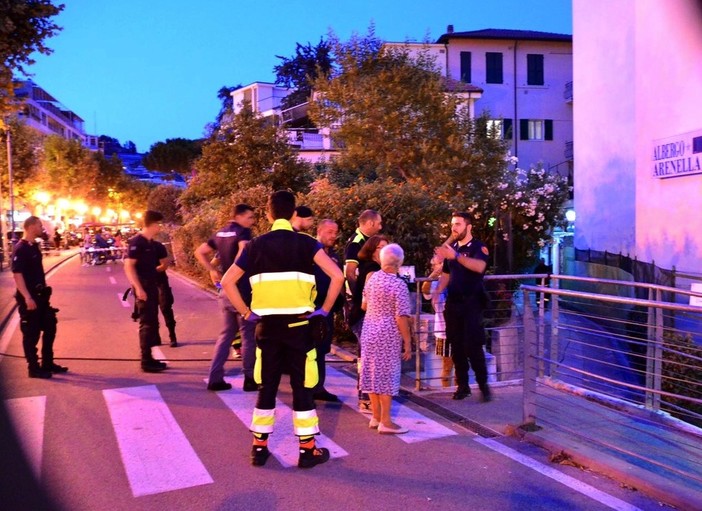 Sanremo: incendio di ieri sera, un mozzicone di sigaretta la probabile causa, danni lievi (Foto)