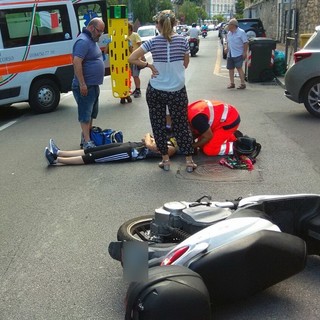 Sanremo: scontro auto-moto nella zona di San Martino, centauro lievemente ferito portato in ospedale (Foto)