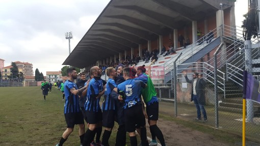 Calcio, Eccellenza. Imperia, Federico Virga indica la strada ma non si fida della Genova Calcio: "Lavorando duramente riusciremo a centrare l'obiettivo. Domenica ci aspetta un avversario di ottima qualità"