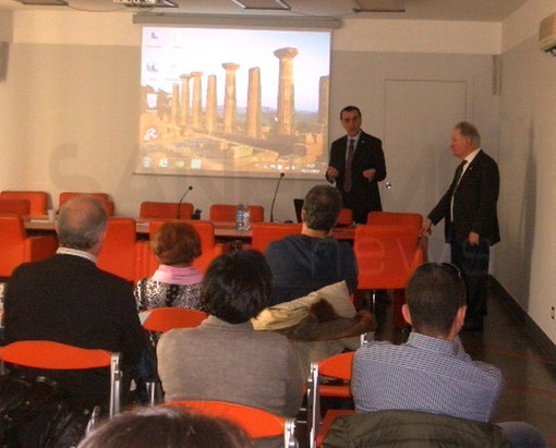 Ad Imperia Poste Italiane incontra gli Amministratori dei Comuni: presentata l'offerta di Poste Tributi