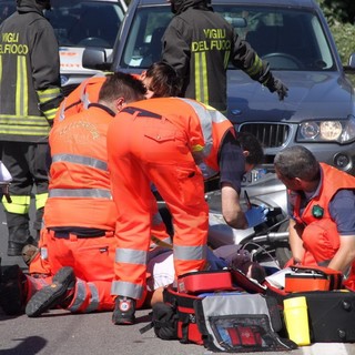 Sanremo: grave incidente stradale sull'Aurelia, scontro tra Suv e moto. Centauro in ospedale (Foto e Video) Sanremo: grave incidente stradale sull'Aurelia, scontro tra Suv e moto. Centauro in ospedale (Foto e Video)