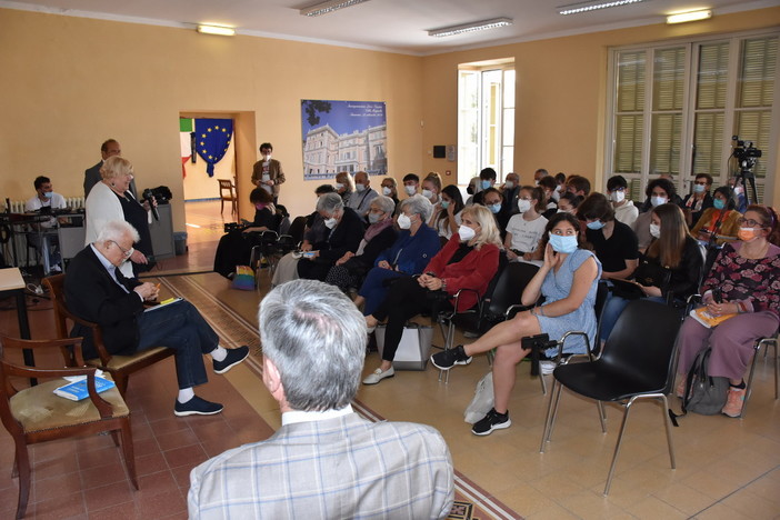 Sanremo: l'ex Procuratore Antimafia Giancarlo Caselli ospite per due giorni del Liceo Cassini (Foto e Video)