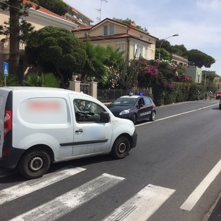 Santo Stefano al Mare: investimento sull'Aurelia, intervento di 118 ed Ospedaletti Emergenza (Foto) Santo Stefano al Mare: investimento sull'Aurelia, intervento di 118 ed Ospedaletti Emergenza (Foto)