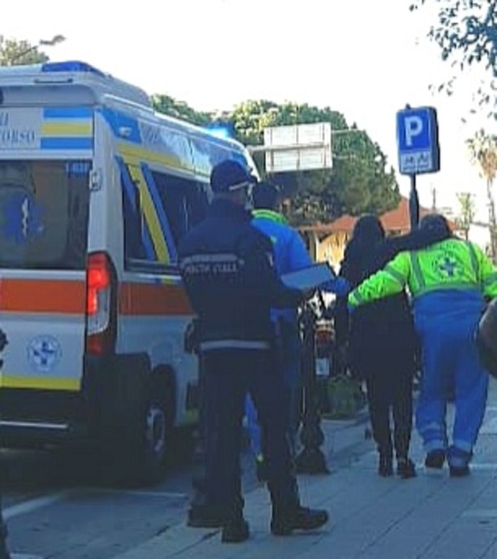 Le immagini dei soccorsi in via Roma Le immagini dei soccorsi in via Roma