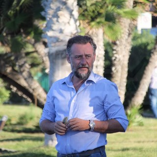 Bordighera: incendio di stanotte alla 'Playa Argentina', il Sindaco "Quasi impossibile la riapertura in stagione"