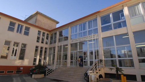Importante traguardo per l'Istituto scolastico Marconi di Imperia e Sanremo: primo posto regionale per i 'Progetti con fondi europei'