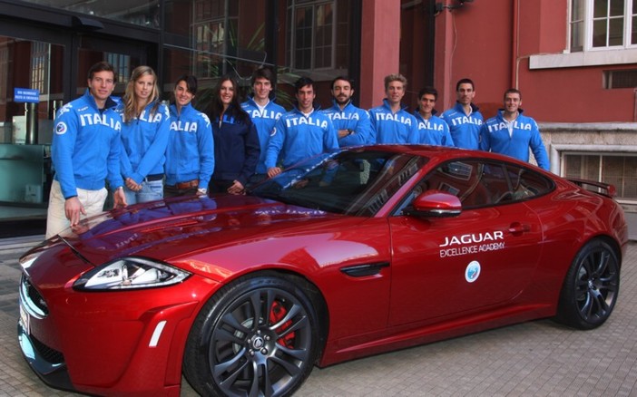 Anche il sanremese Giuseppe Alberti tra i 20 canottieri per la 'Jaguar Excellence Academy, si può votare su Facebook Anche il sanremese Giuseppe Alberti tra i 20 canottieri per la 'Jaguar Excellence Academy, si può votare su Facebook