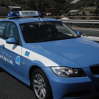Ventimiglia: la Polizia Stradale arresta un 21enne colpito da mandato d'arresto europeo