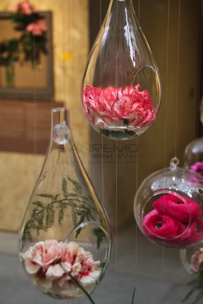 Un dettaglio della mostra “I grandi inventori dei Fiori” a Santa Tecla