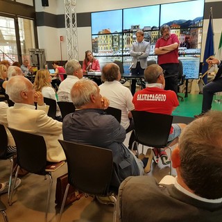 Balneari, Vaccarezza: "Da oggi il Governo non ha più scuse, deve mettere a punto una legge che tuteli le trentamila aziende italiane" Balneari, Vaccarezza: "Da oggi il Governo non ha più scuse, deve mettere a punto una legge che tuteli le trentamila aziende italiane"
