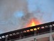Arma di Taggia: incendio di stamane all'ex 'Vittoria', tanta paura un appartamento distrutto e tre intossicati (Foto e Video)