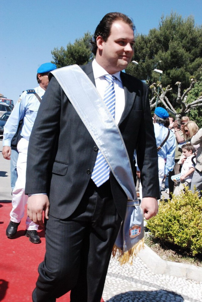 Seborga: la 'Festa Nazionale', giuramento dei Ministri e firma sui passaporti Seborga: la 'Festa Nazionale', giuramento dei Ministri e firma sui passaporti