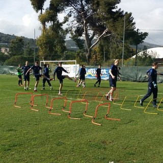 L'Inter Turku di Fabrizio Piccareta al lavoro sul campo sportivo di Cervo lo scorso marzo