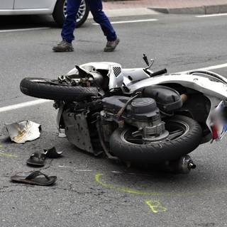 Sanremo: trasportato in gravi condizioni al 'Santa Corona' il 34enne ferito in via San Francesco (Foto)