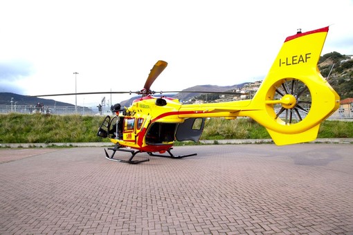 Cervo: donna cade in un sentiero nel parco del Ciapà, in azione l'elisoccorso da Albenga
